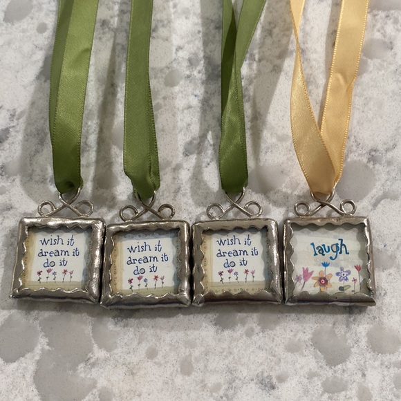 Natural life ribbon pendant NWT (lot of 4) - Picture 2 of 8